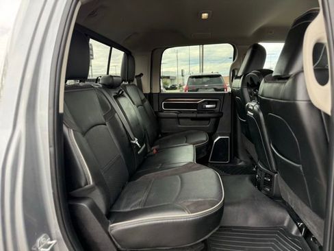 Used 2024 RAM 2500 Laramie AWD/4WD image 18