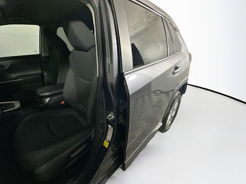Used 2024 Toyota RAV4 LE AWD/4WD image 12