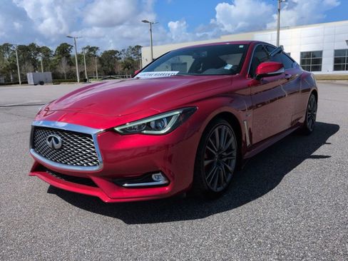 Used 2017 INFINITI Q60 Red Sport 400 image 9