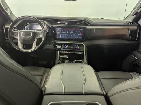 Used 2024 GMC Sierra 1500 Denali w/ Denali Reserve Package AWD/4WD image 21