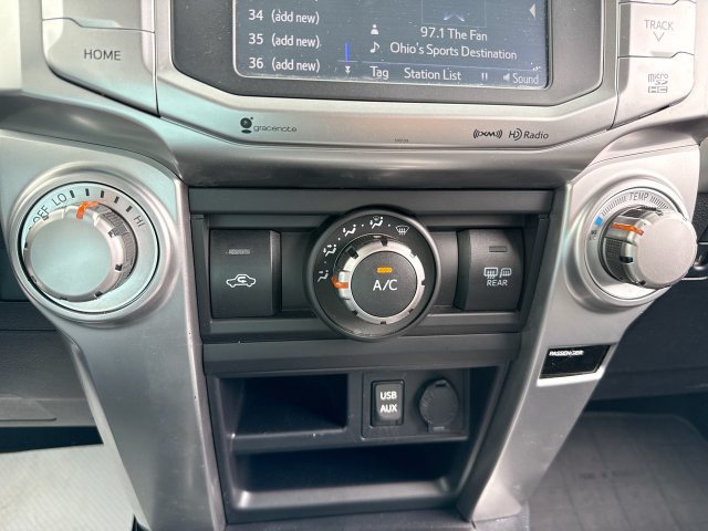 Used 2016 Toyota 4Runner SR5 AWD/4WD image 18