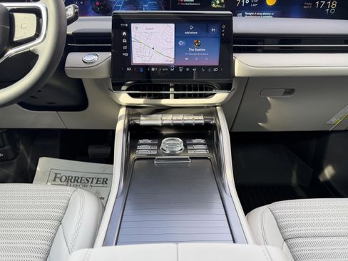 New 2026 Lincoln Nautilus Reserve AWD/4WD image 18