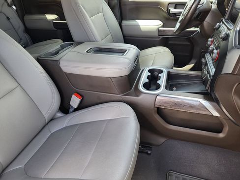 Used 2021 Chevrolet Silverado 2500 LTZ w/ LTZ Convenience Package AWD/4WD image 11