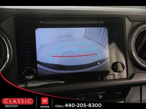 Certified 2018 Toyota Tacoma TRD Off-Road w/ TRD Premium Off Road Package AWD/4WD image 13