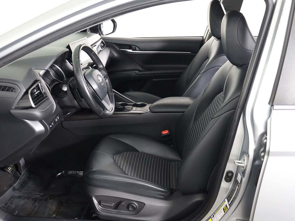 Used 2022 Toyota Camry SE FWD image 26