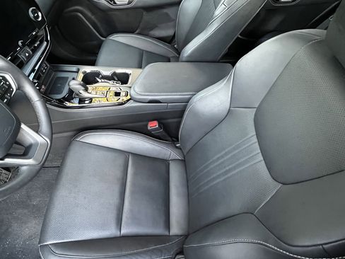 Used 2023 Lexus NX 250 250 Premium image 15