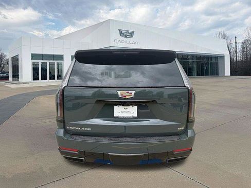New 2026 Cadillac Escalade Sport w/ Touring Package image 4
