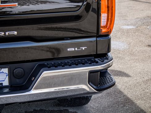 Used 2025 GMC Sierra 1500 SLT w/ SLT Premium Package image 12