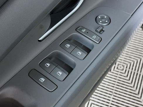 New 2026 Hyundai Elantra Sport FWD image 17