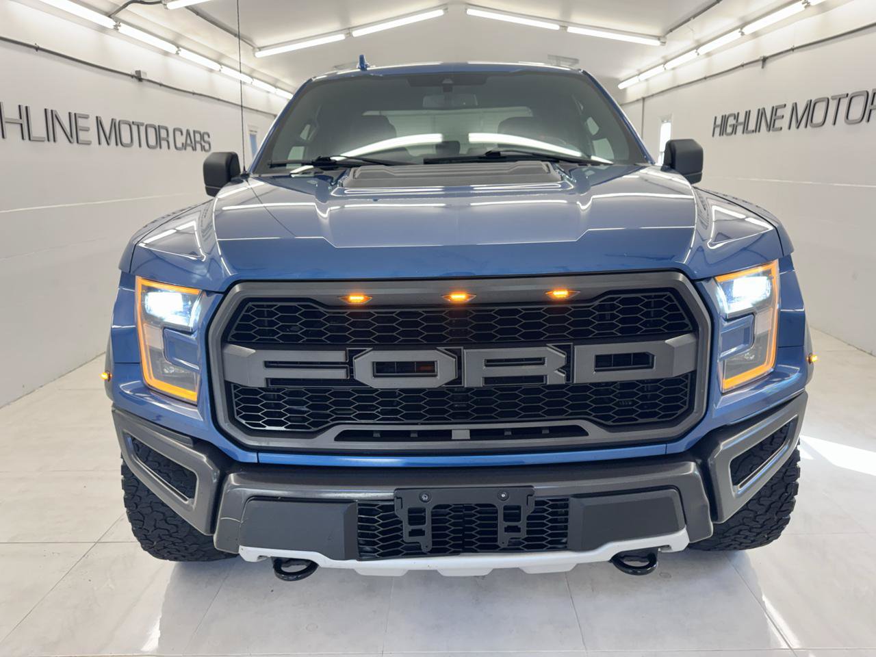 Used 2019 Ford F150 Raptor AWD/4WD image 2