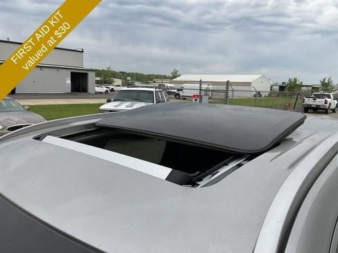 Used 2022 Hyundai Palisade SEL FWD image 13