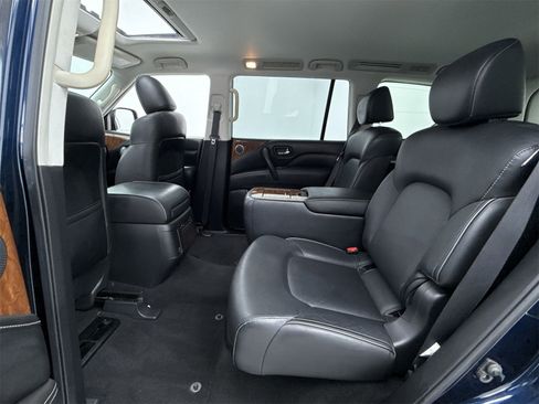 Used 2019 INFINITI QX80 Luxe image 42