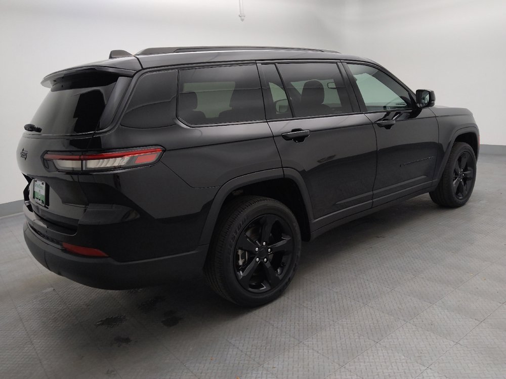 Used 2023 Jeep Grand Cherokee L Altitude AWD/4WD image 10