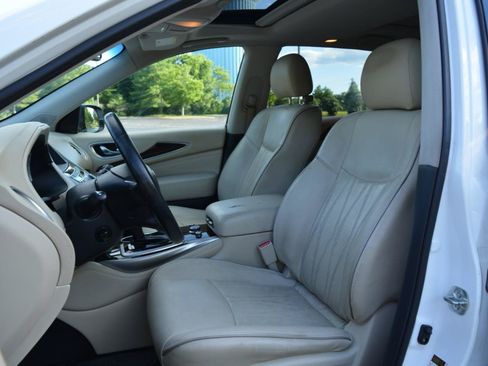 Used 2019 INFINITI QX60 Luxe w/ Sensory Package AWD/4WD image 10