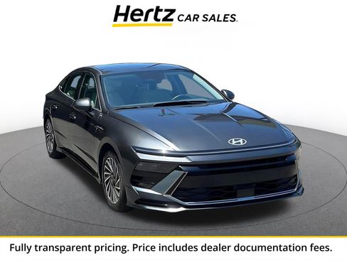 Used 2025 Hyundai Sonata SEL FWD image 1