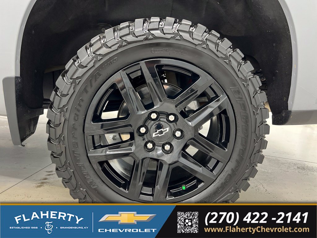 Used 2025 Chevrolet Silverado 1500 RST AWD/4WD image 21