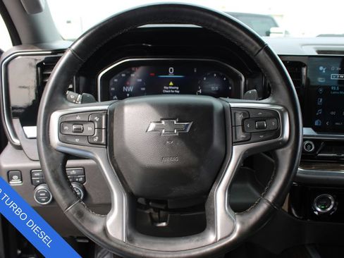 Used 2024 Chevrolet Silverado 1500 LT Trail Boss w/ Protection Package AWD/4WD image 11