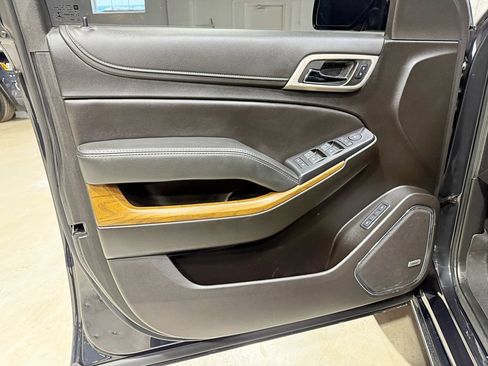 Used 2020 GMC Yukon Denali w/ Denali Ultimate Package image 37