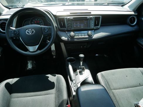Used 2014 Toyota RAV4 XLE AWD/4WD image 13