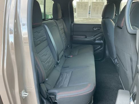Used 2023 Nissan Frontier PRO-4X w/ Pro Convenience Package image 19