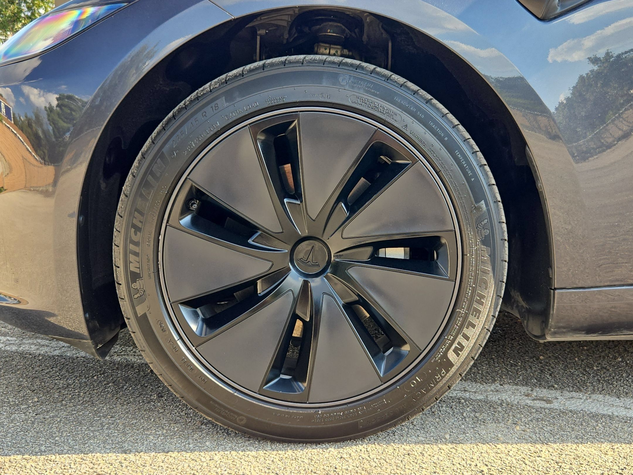 Used 2025 Tesla Model 3 Long Range RWD image 30