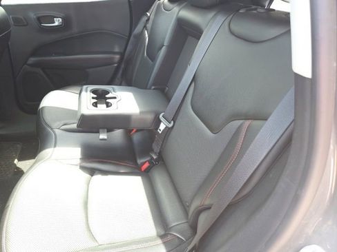 Used 2021 Jeep Compass Trailhawk w/ Sun and Sound Group AWD/4WD image 7