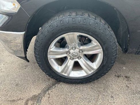 Used 2017 RAM 1500 Classic SLT w/ SLT Plus D←cor Group image 43