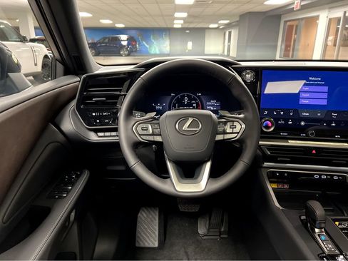 New 2026 Lexus TX 350 AWD image 30