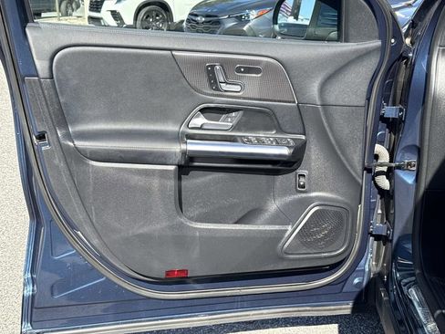 Used 2021 Mercedes-Benz GLA 250 4MATIC image 21