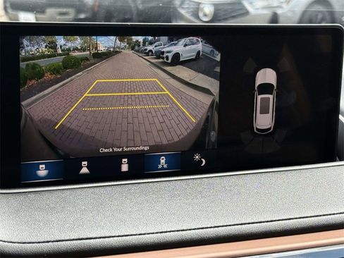 Certified 2023 Acura MDX FWD w/ Technology Package image 5