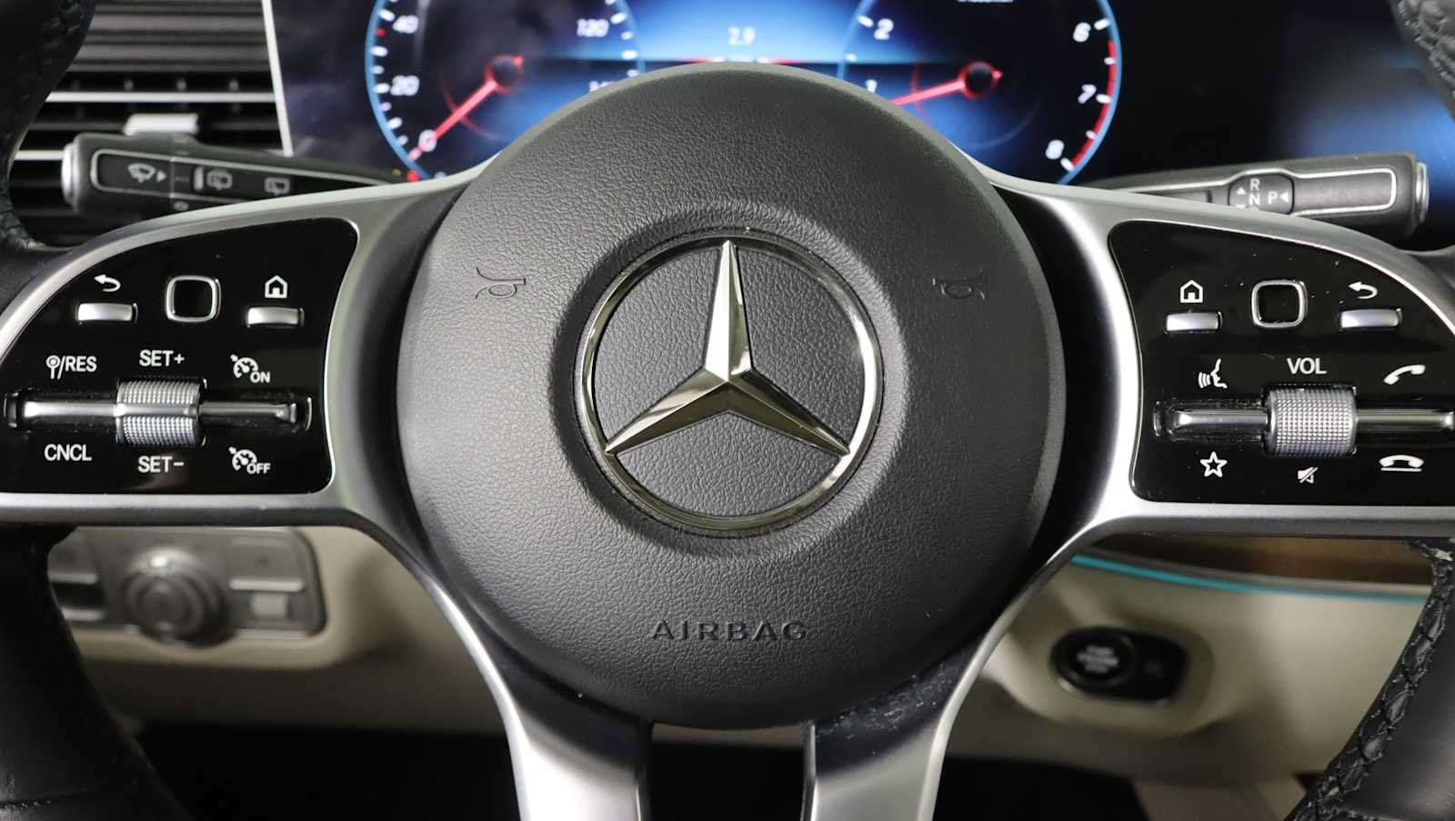 Used 2023 Mercedes-Benz GLE 350 4MATIC image 22