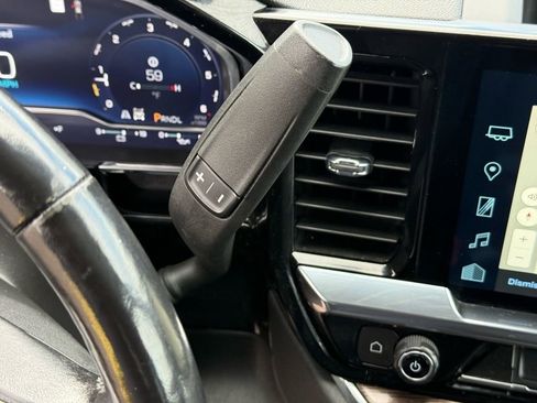 Used 2022 Chevrolet Silverado 1500 LT image 20