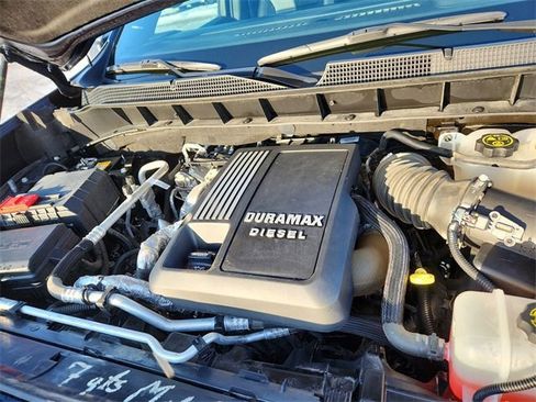 Certified 2022 Chevrolet Silverado 1500 High Country w/ Z71 Off-Road Package image 29