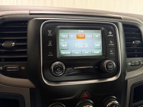 Used 2018 RAM 2500 Tradesman w/ Chrome Appearance Group AWD/4WD image 23