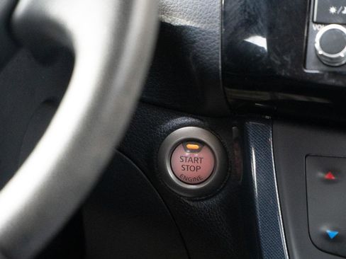 Used 2019 Nissan Sentra SR FWD image 33