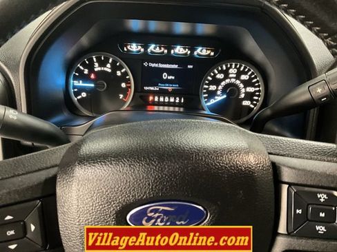 Used 2015 Ford F150 XLT w/ Equipment Group 301A Mid AWD/4WD image 19