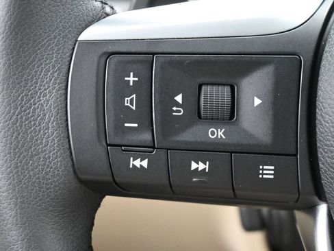 Used 2023 INFINITI QX60 Luxe w/ Cargo Package FWD image 7