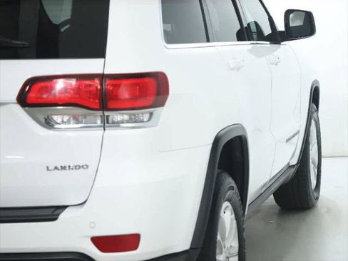 Certified 2021 Jeep Grand Cherokee Laredo X image 44