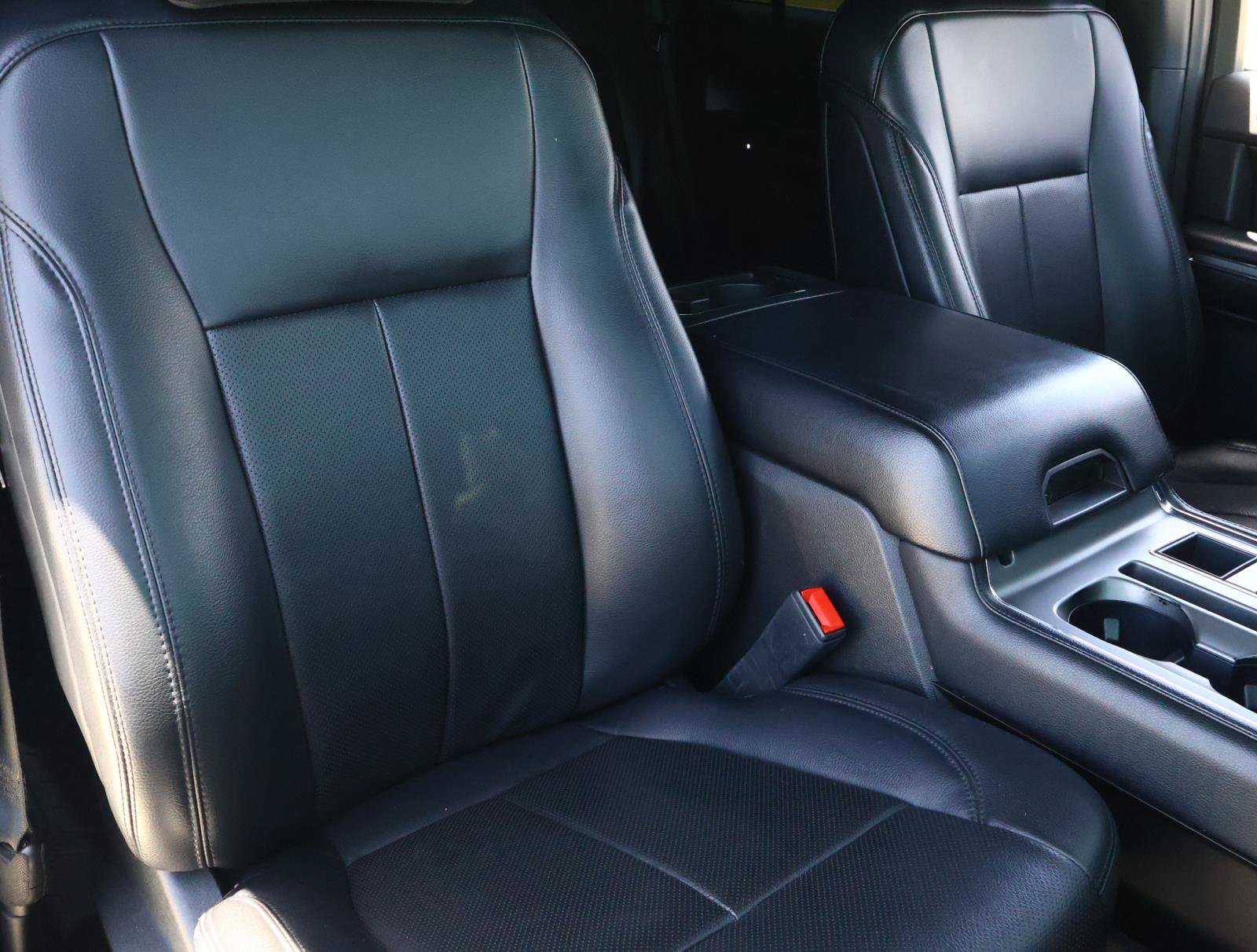 Used 2021 Ford Expedition XLT RWD image 17