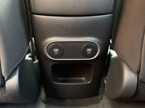 New 2026 Hyundai Ioniq 5 SE image 8