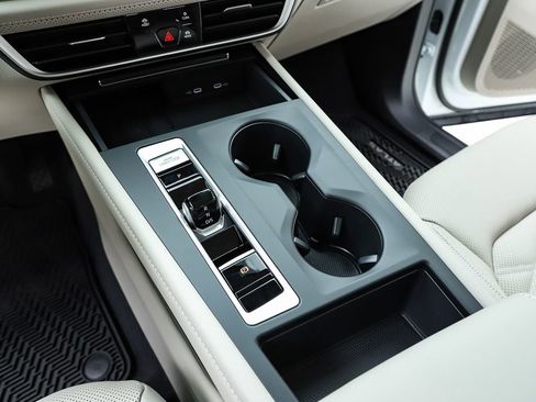 New 2026 Volkswagen Atlas SE image 24