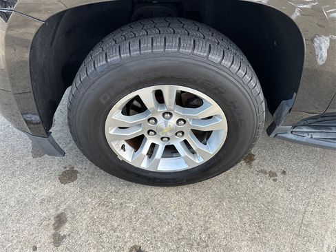 Used 2018 Chevrolet Tahoe LT image 26