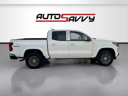 Used 2025 Chevrolet Colorado LT w/ Advanced Trailering Package AWD/4WD image 8