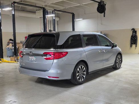 Used 2021 Honda Odyssey EX-L image 7
