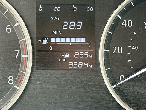 Used 2024 Nissan Versa S FWD image 16