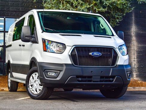 Used 2023 Ford Transit 250 Low Roof w/ Exterior Upgrade Package image 7