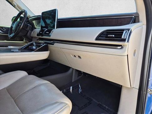 Used 2019 Lincoln Navigator Reserve w/ Cargo Package AWD/4WD image 26