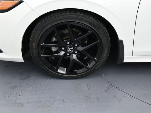 Used 2024 Honda Civic Sport image 9