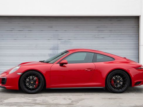 Certified 2019 Porsche 911 Carrera 4 GTS image 2