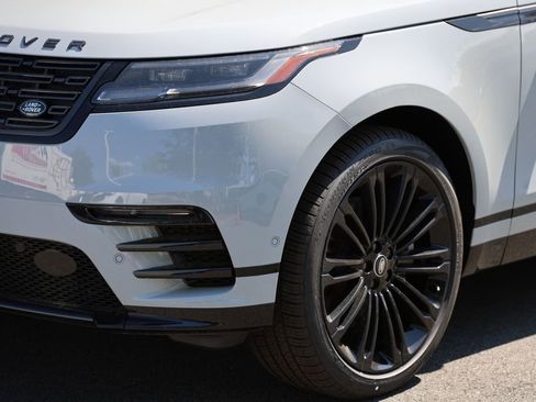 New 2026 Land Rover Range Rover Velar Dynamic SE AWD/4WD image 24